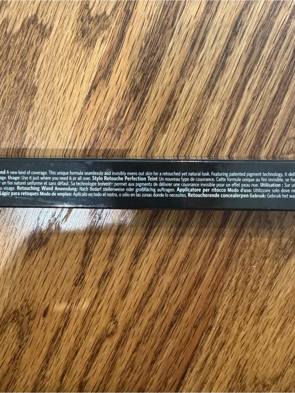 Bobbi Brown Retouching Wand - Medium to Dark